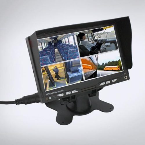 7"-os monitor műszerfalra szerelhető, 4 video bemenettel, vízálló csatlakozással